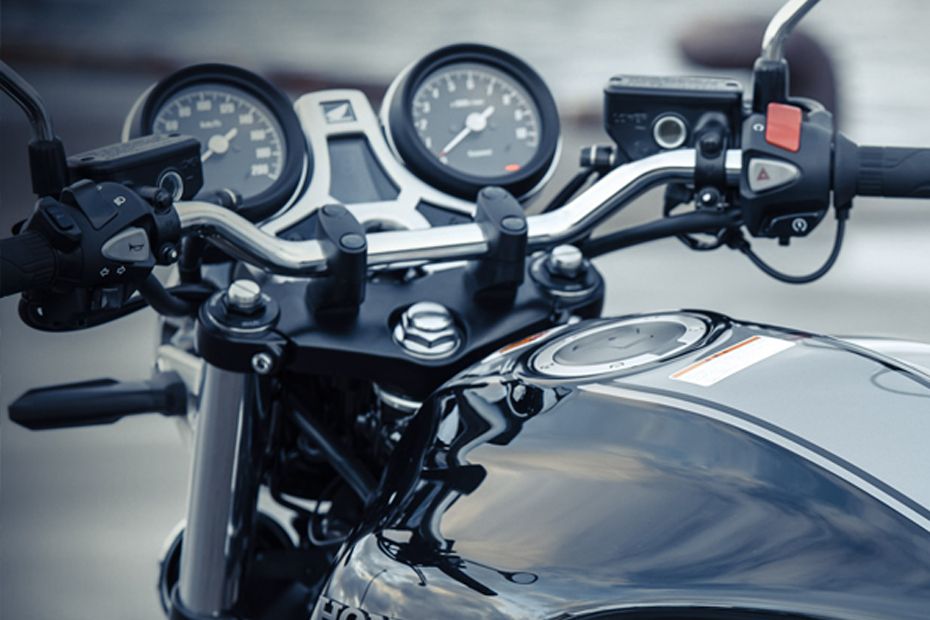 Power outlet Honda CB1100 RS Power outlet Honda CB1100 RS