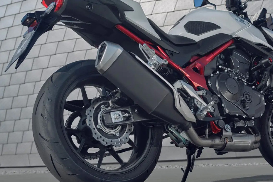 Honda CB750 Exhaust View