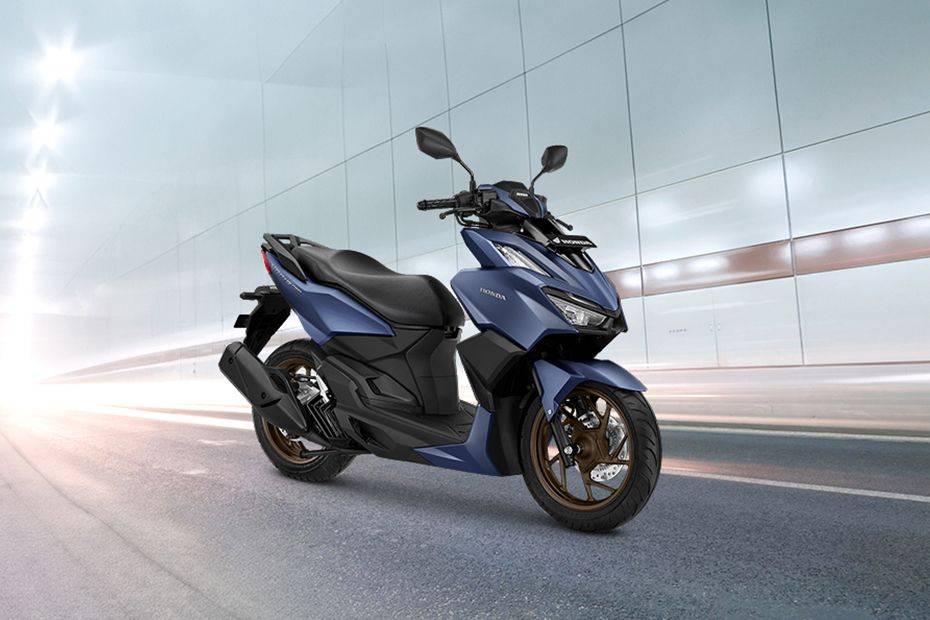 Honda Vario 160 Slant Rear View Full Image Honda Vario 160 Slant Rear View Full Image