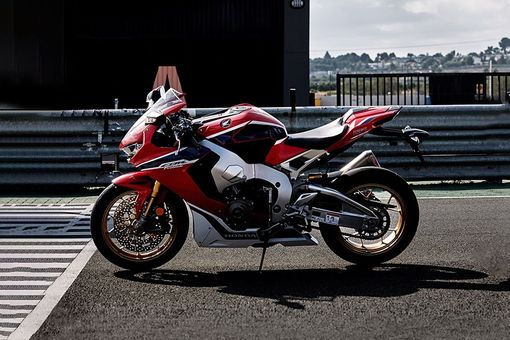 Discontinued Honda CBR1000RR Fireblade Features Specs Zigwheels