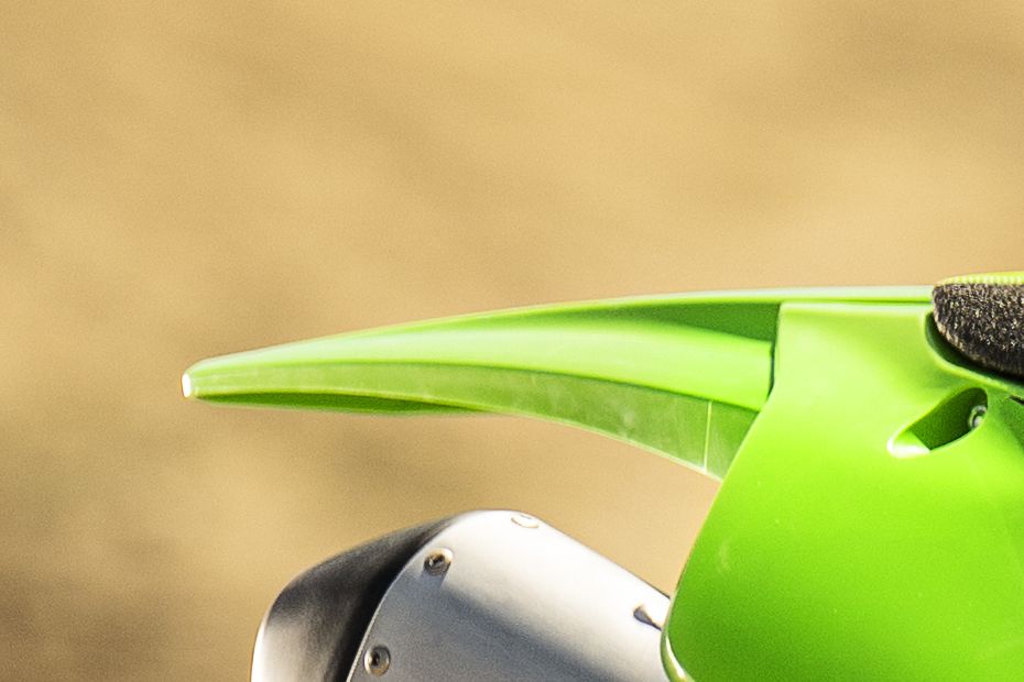 Kawasaki KX 250X Back Rest View