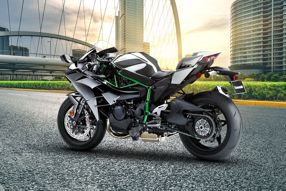 Kawasaki Ninja H2 Slant Back Side View Right Kawasaki Ninja H2 Slant Back Side View Right