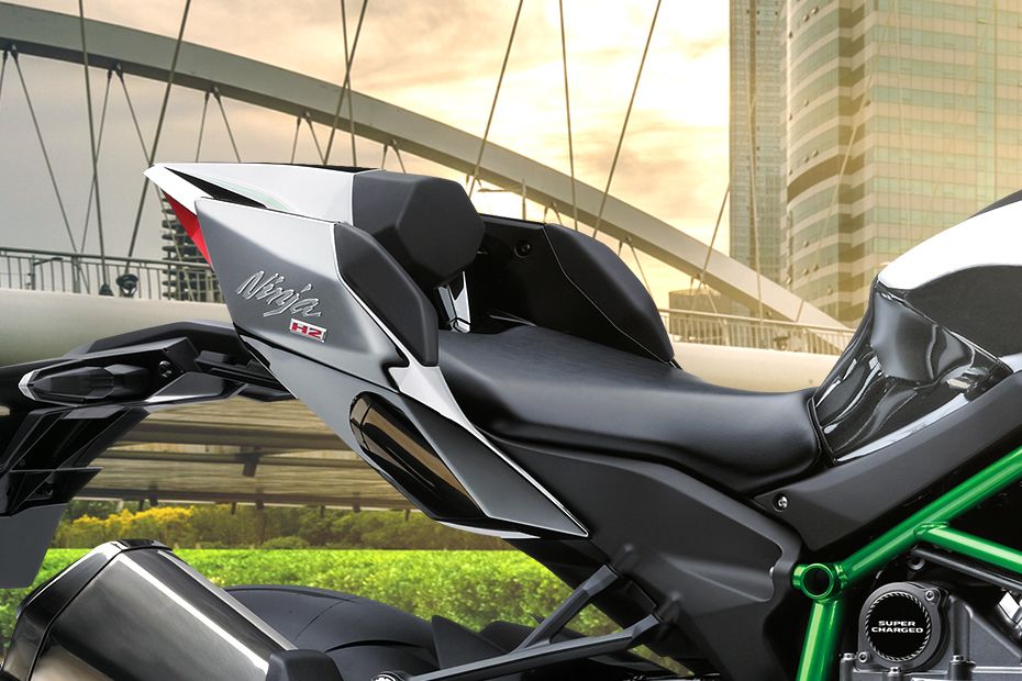 Kawasaki Ninja H2 Tyre Width View Kawasaki Ninja H2 Tyre Width View