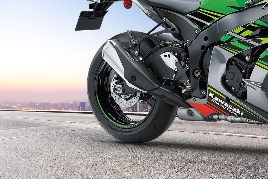 Kawasaki Ninja ZX-10R Exhaust View Kawasaki Ninja ZX-10R Exhaust View