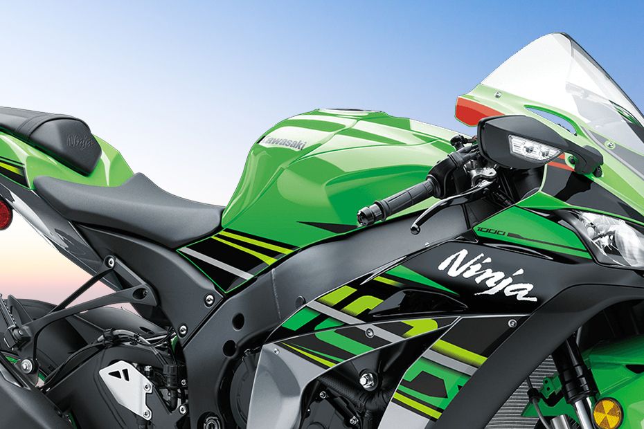 Kawasaki Ninja ZX-10R Fuel Tank View Kawasaki Ninja ZX-10R Fuel Tank View