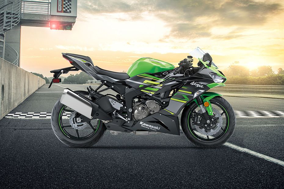 Kawasaki Ninja ZX-6R Right Side Viewfull Image Kawasaki Ninja ZX-6R Right Side Viewfull Image