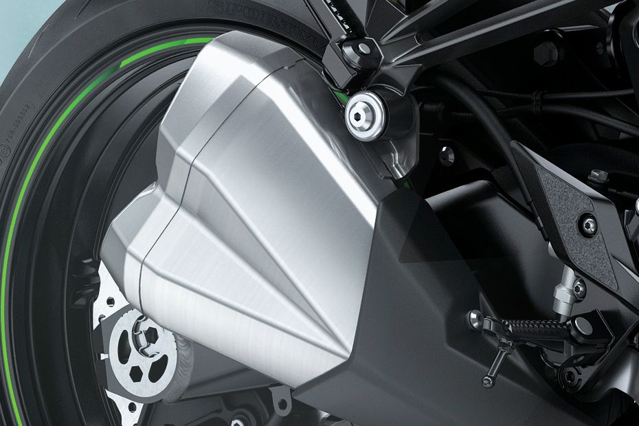 Kawasaki Z 1000 Exhaust View Kawasaki Z 1000 Exhaust View