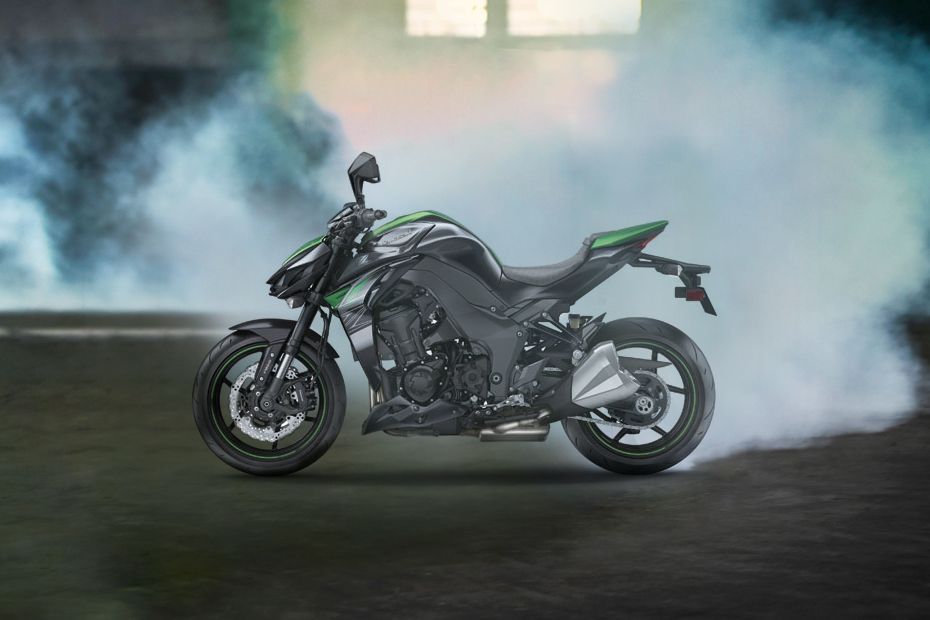 Kawasaki Z 1000 Left Side View Full Image Kawasaki Z 1000 Left Side View Full Image