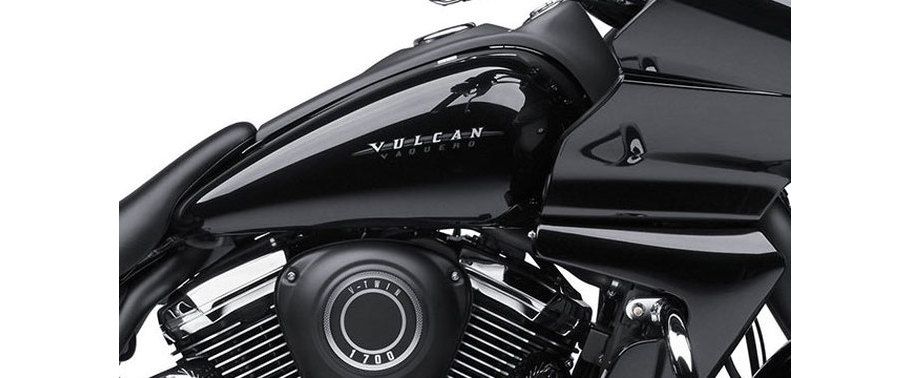 Kawasaki VN1700 Voyager Custom Fuel Tank View Kawasaki VN1700 Voyager Custom Fuel Tank View