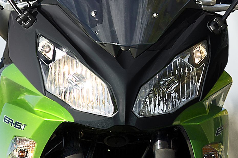 Kawasaki ER-6f Head Light View Kawasaki ER-6f Head Light View