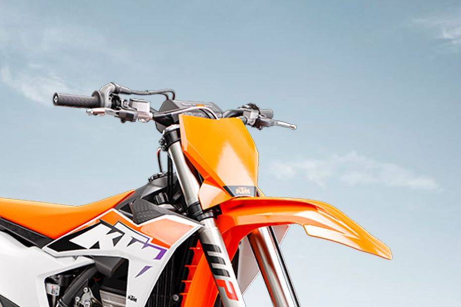 KTM 350 SX-F Head Light View KTM 350 SX-F Head Light View
