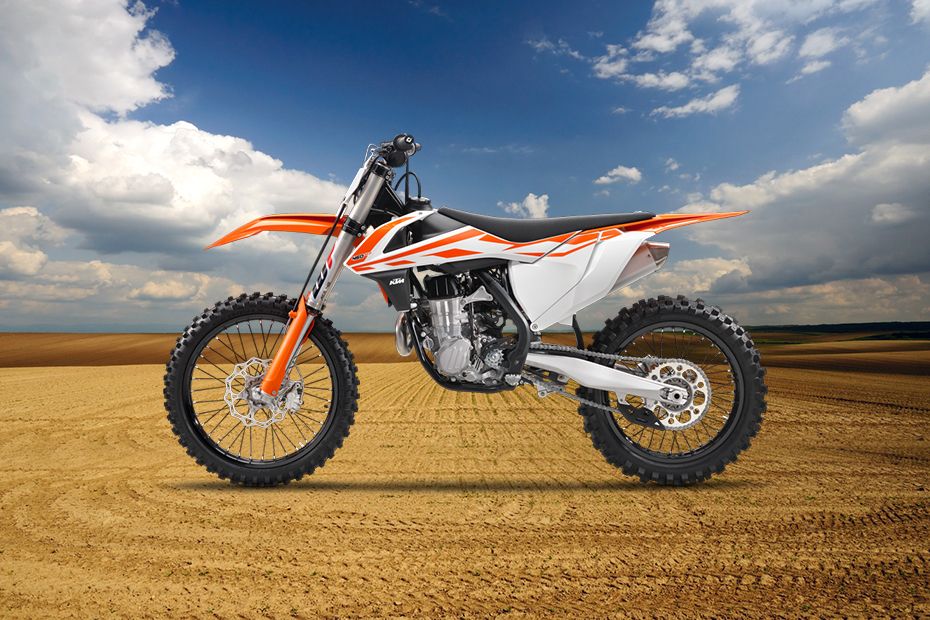 KTM 450 SX-F Left Side View Full Image KTM 450 SX-F Left Side View Full Image