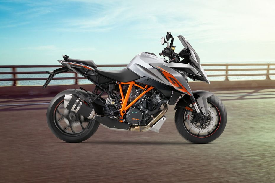 KTM 1290 Super Duke GT Right Side Viewfull Image KTM 1290 Super Duke GT Right Side Viewfull Image