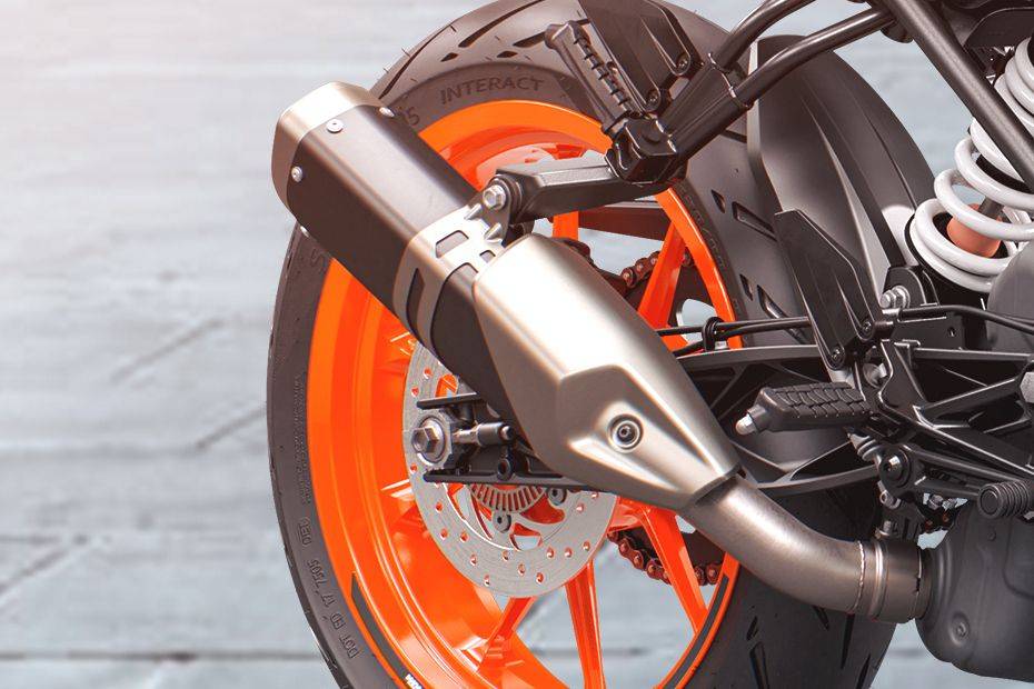 KTM 250 Duke Exhaust View KTM 250 Duke Exhaust View