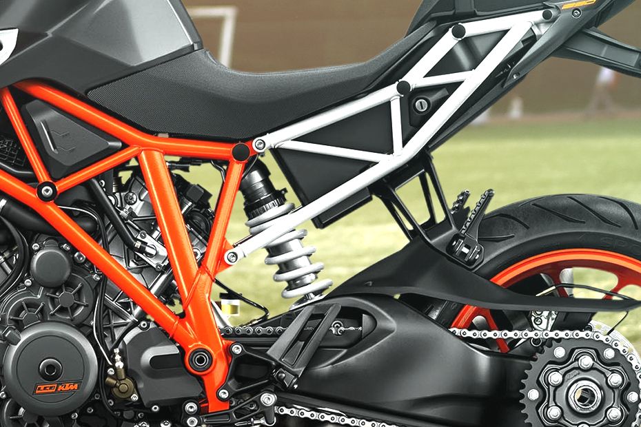 KTM 1290 Super Duke R Rear Suspension KTM 1290 Super Duke R Rear Suspension