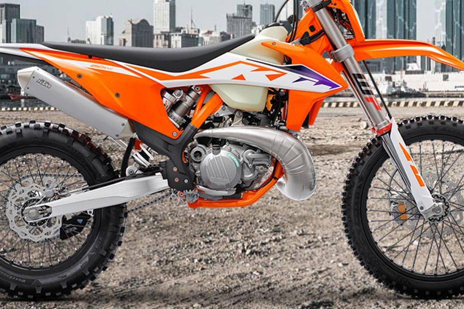 KTM 250 EXC TPI 2024 colors, 1 colors available in Malaysia | Zigwheels