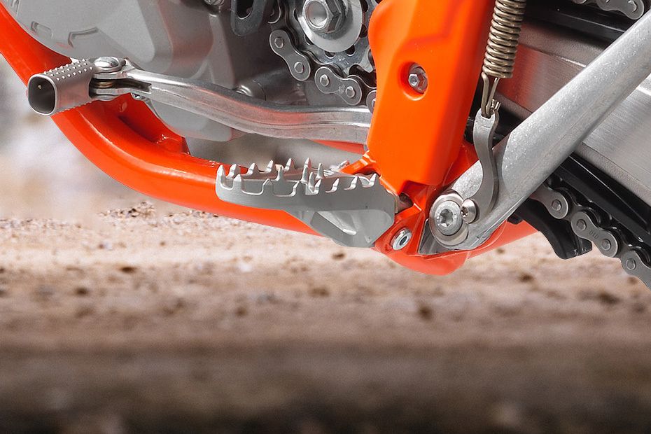 KTM 250 EXC TPI Six Days Foot Rest View KTM 250 EXC TPI Six Days Foot Rest View