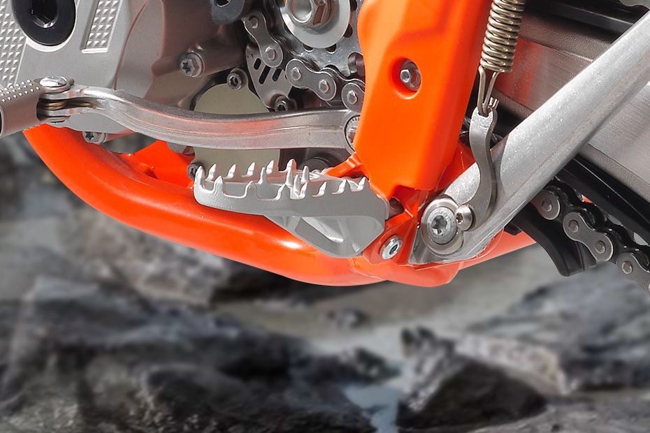 KTM 250 EXC-F Foot Rest View KTM 250 EXC-F Foot Rest View