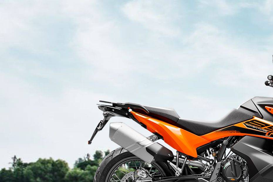 KTM 890 Adventure Rider Seat View KTM 890 Adventure Rider Seat View