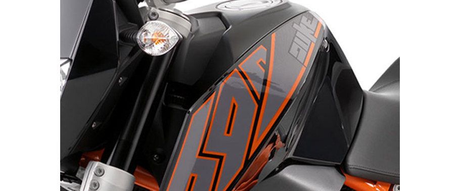 KTM 690 Duke Fuel Tank View KTM 690 Duke Fuel Tank View
