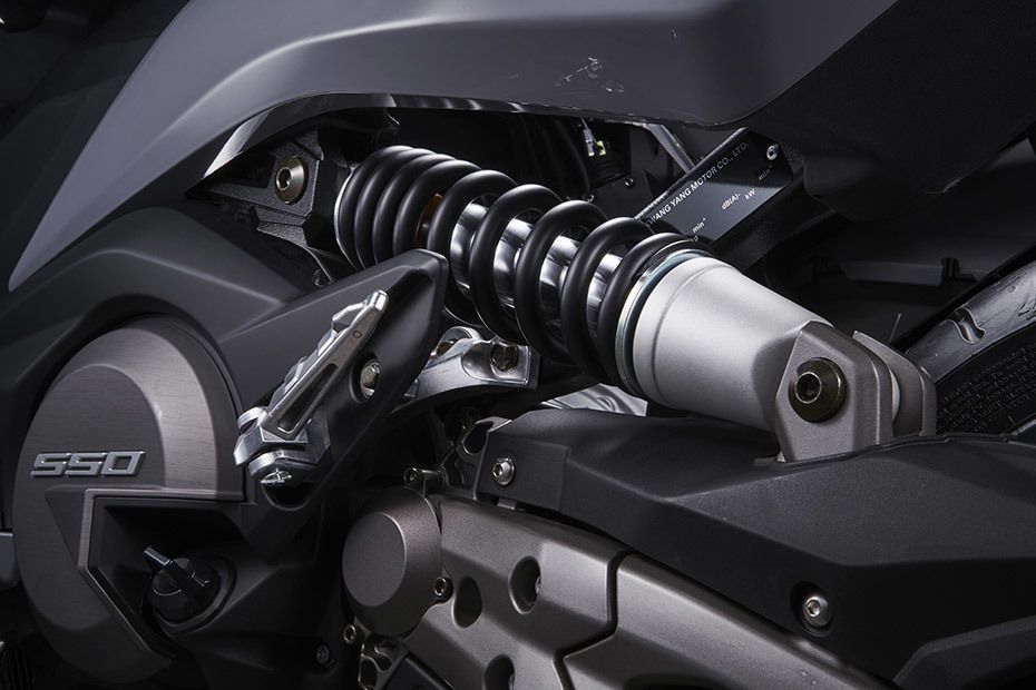 Kymco AK 550i Rear Suspension