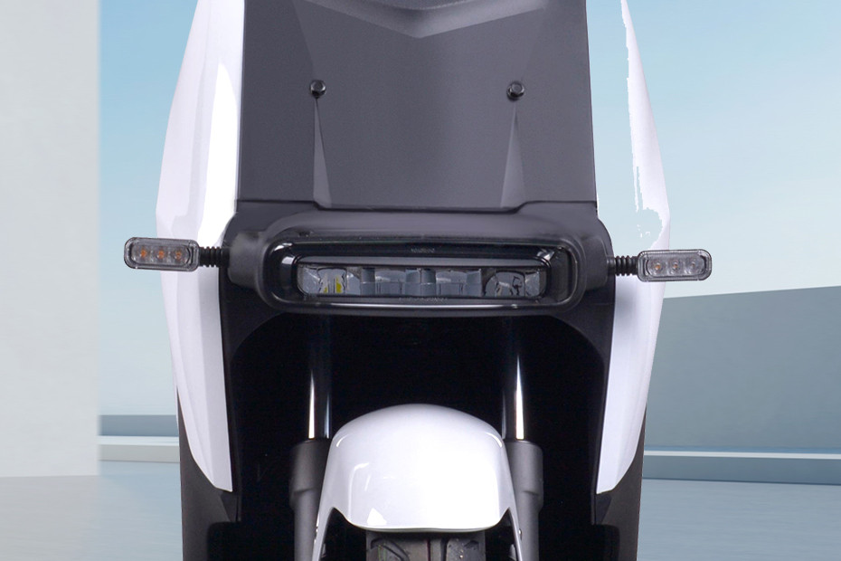 Modenas MEV-1 Head Light View