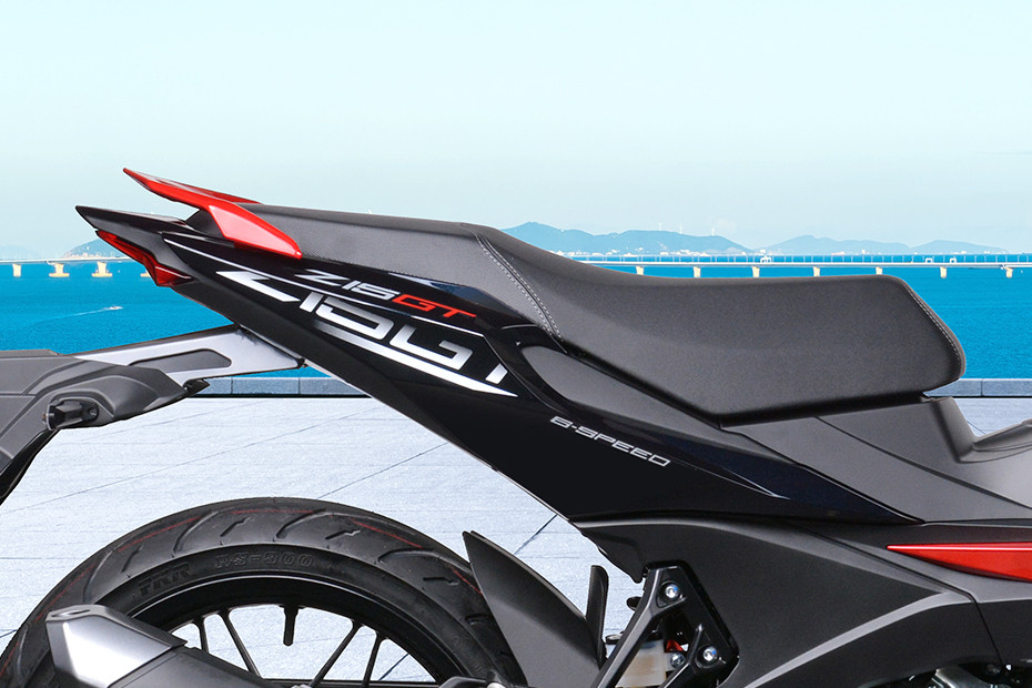 Modenas Z15GT Rider Seat View Modenas Z15GT Rider Seat View