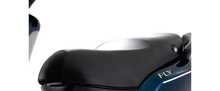 Piaggio Fly Rider Seat View