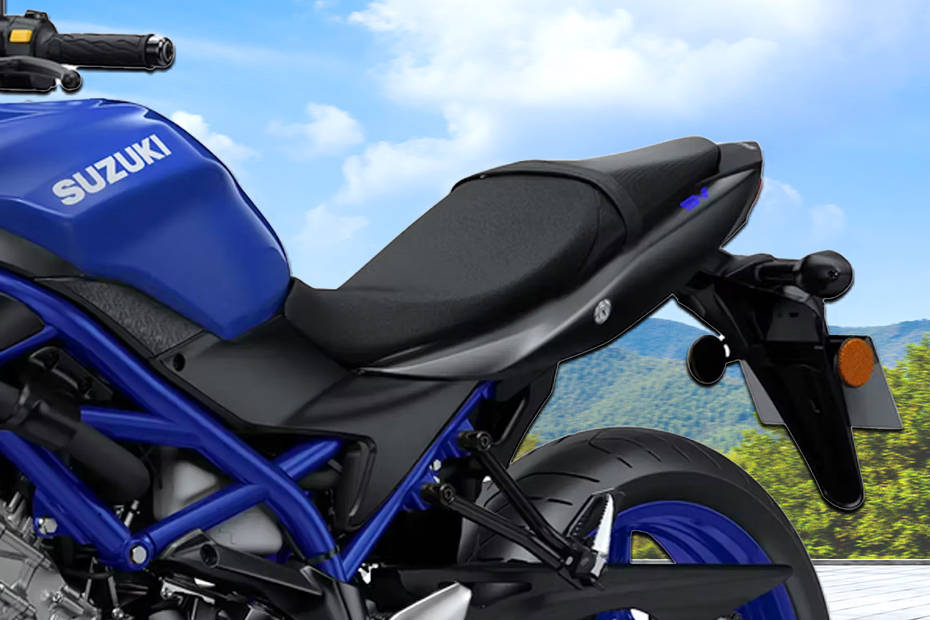 Suzuki SV 650 Rider Seat View Suzuki SV 650 Rider Seat View