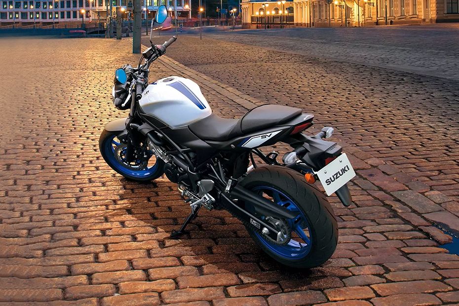 Suzuki SV 650 Slant Back Side View Right Suzuki SV 650 Slant Back Side View Right