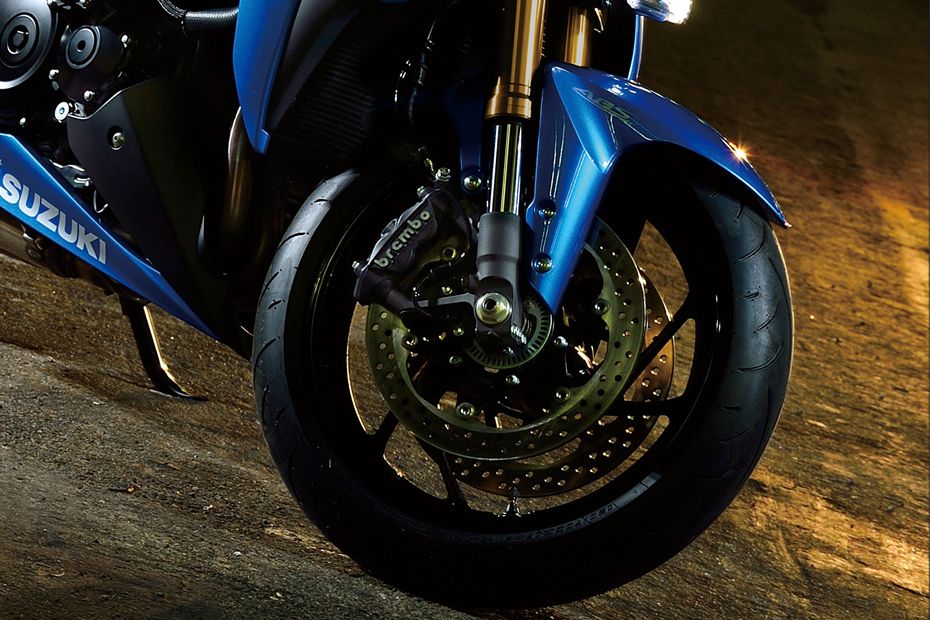 Suzuki GSX-S1000 Front Tyre Suzuki GSX-S1000 Front Tyre
