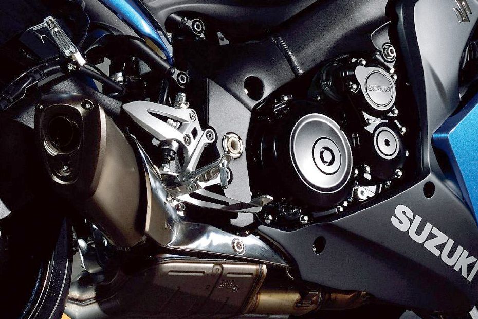 Suzuki GSX S1000 F Engine View Suzuki GSX S1000 F Engine View