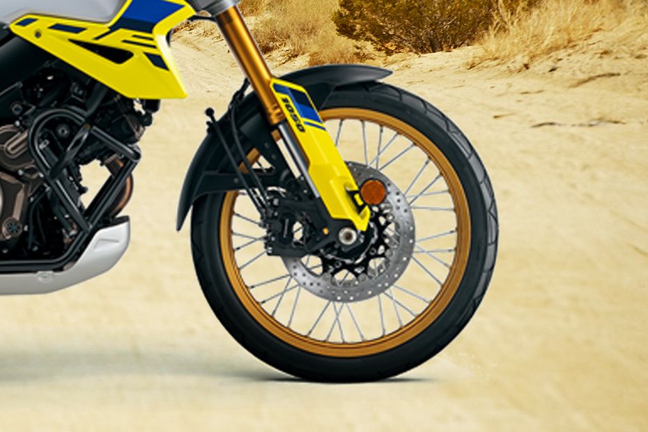 Suzuki V-Strom 1050DE Front Tyre View Suzuki V-Strom 1050DE Front Tyre View