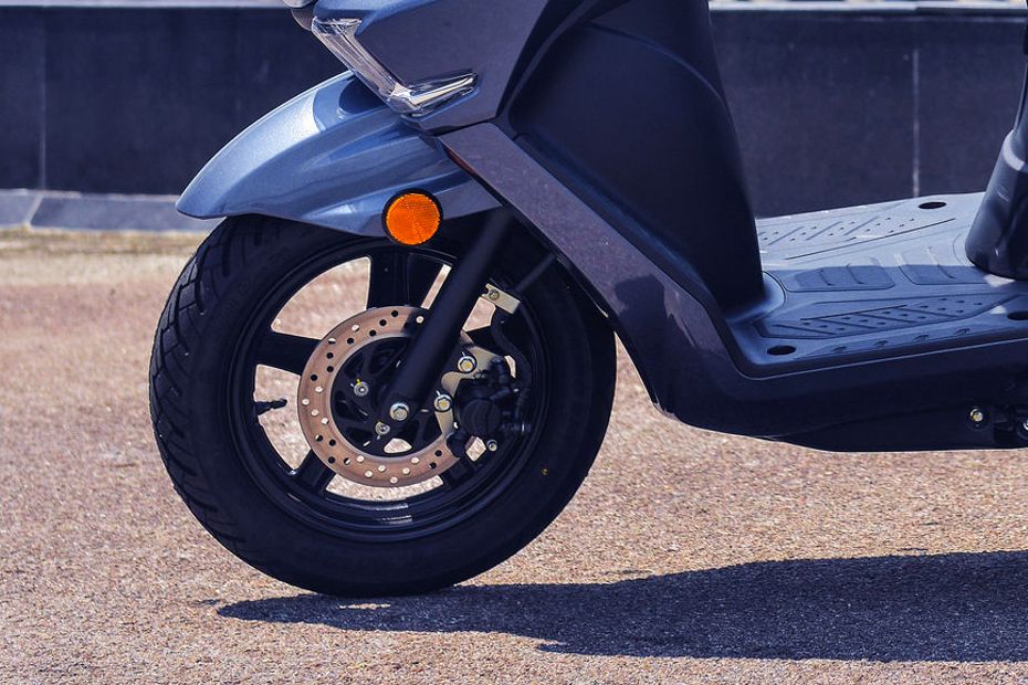 Suzuki Burgman Street 125 EX Front Tyre