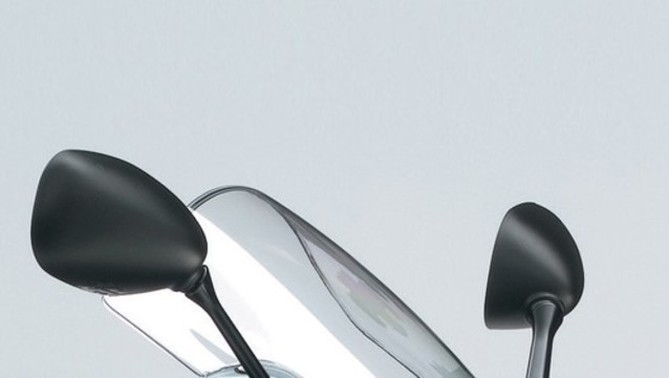 Suzuki GSR 1250 FA Back Side View