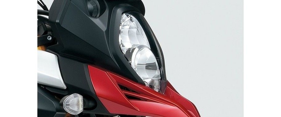 Suzuki V-Strom 1000 Head Light View Suzuki V-Strom 1000 Head Light View