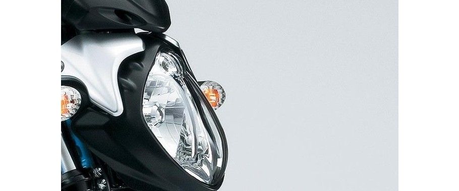 Suzuki Gladius Head Light View Suzuki Gladius Head Light View