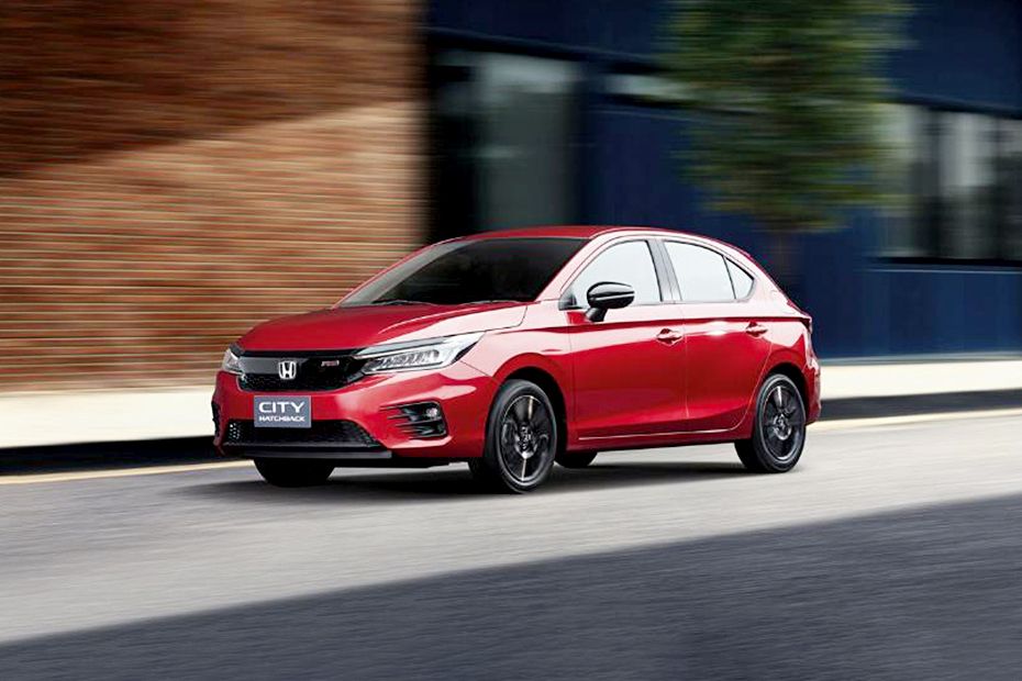 City Hatchback Front angle low view City Hatchback Front angle low view