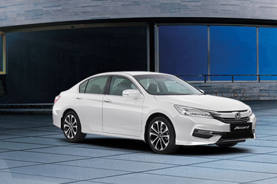Honda Accord (2016-2019) Front Cross Side View