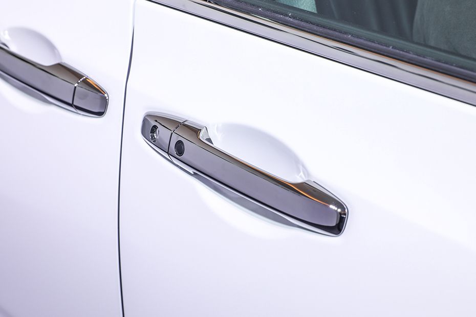 Odyssey (2014-2021) Door handle