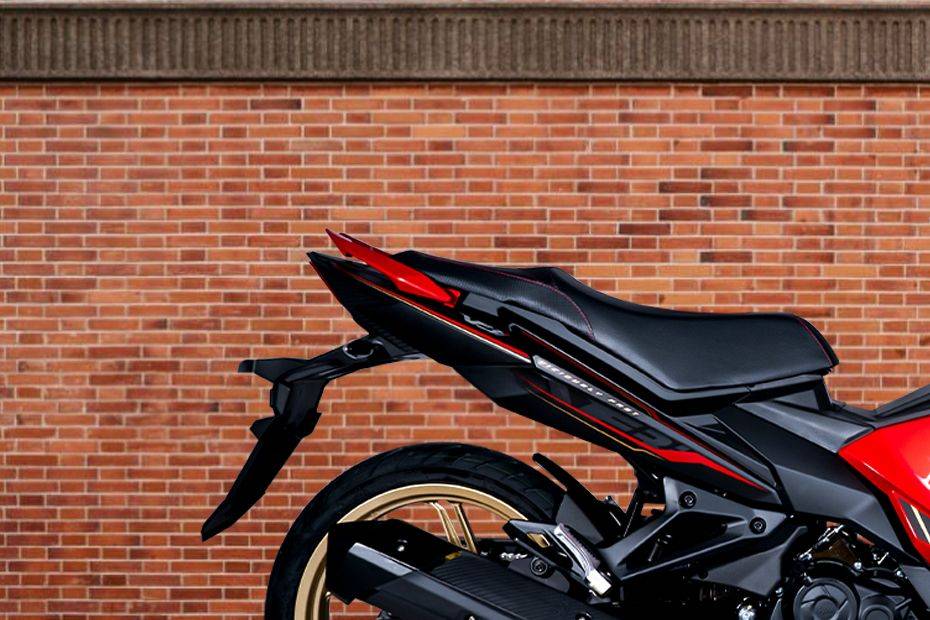 Sym VF3i 185 Pro Rider Seat View Sym VF3i 185 Pro Rider Seat View