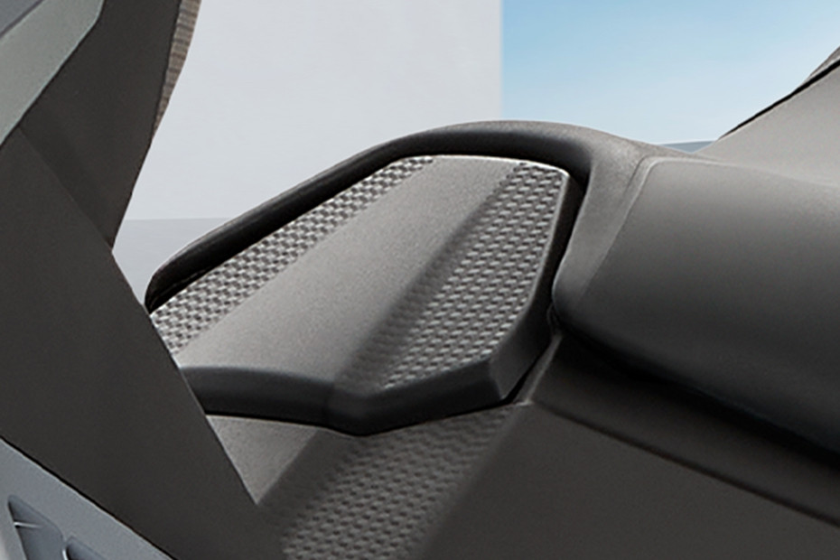 Sym ADXTG 400 Fuel Tank View Sym ADXTG 400 Fuel Tank View