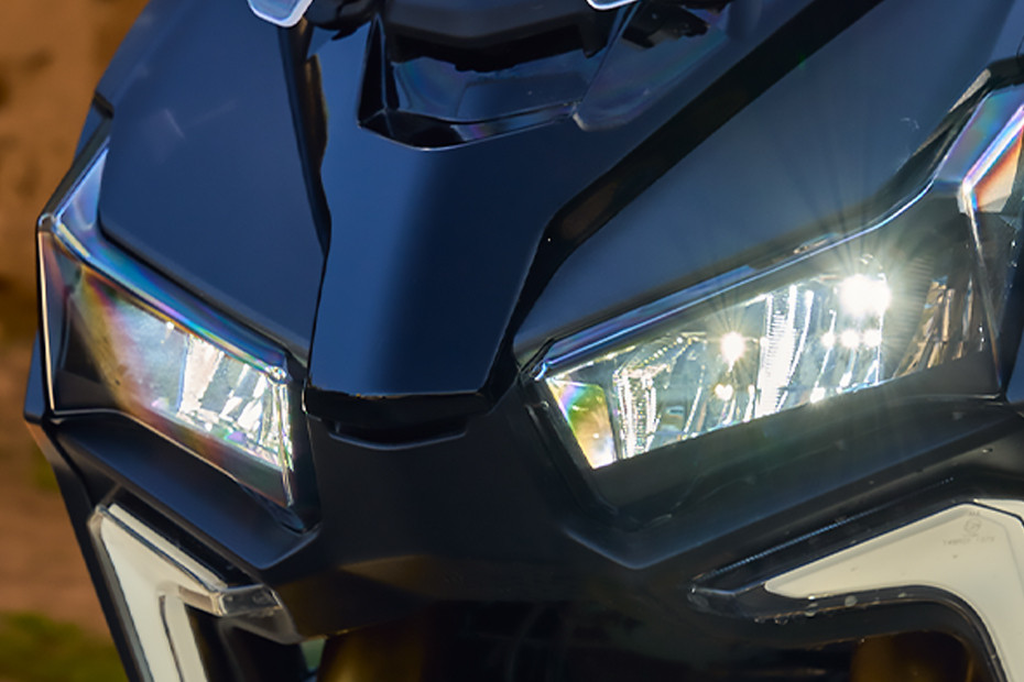 Sym ADXTG 400 Head Light View Sym ADXTG 400 Head Light View