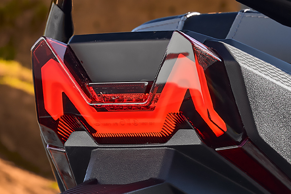 Sym ADXTG 400 Tail Light View Sym ADXTG 400 Tail Light View