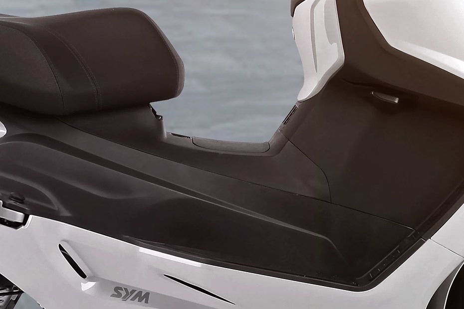 Sym Maxsym 400 Leg Spacescooter Sym Maxsym 400 Leg Spacescooter