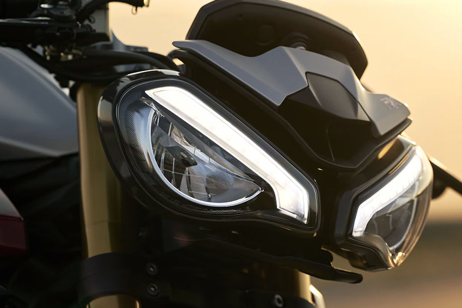 Triumph Street Triple 765 Head Light View Triumph Street Triple 765 Head Light View