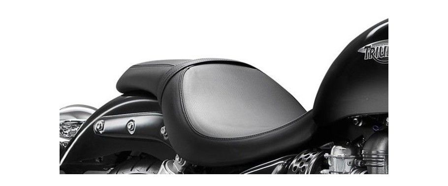 Triumph Speed Master Rider Seat View Triumph Speed Master Rider Seat View