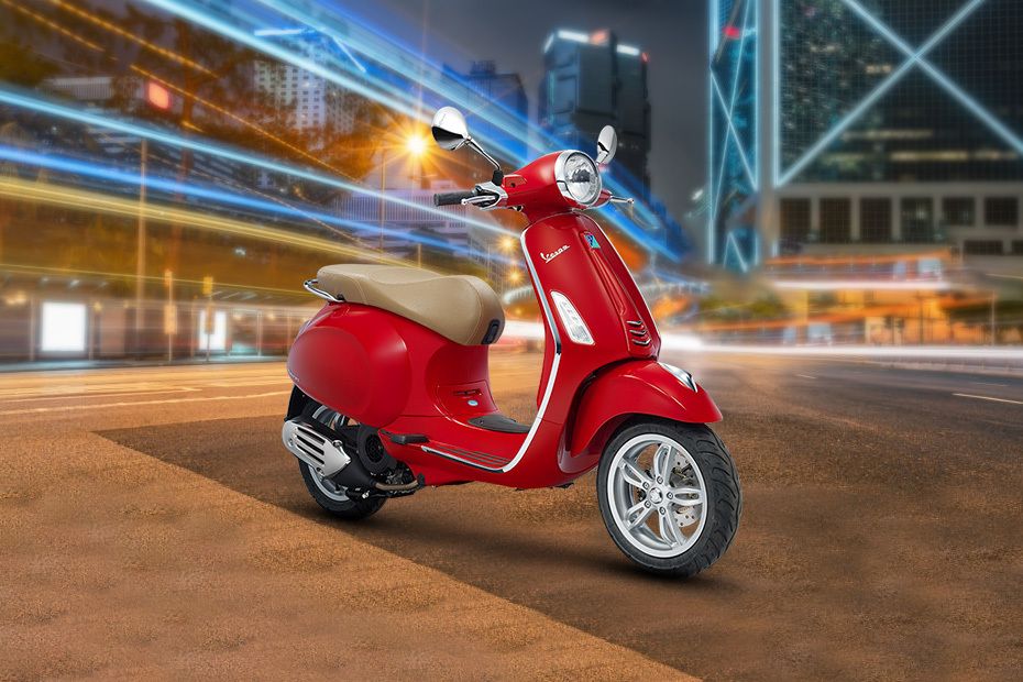 Vespa Primavera 150 Slant Rear View Full Image Vespa Primavera 150 Slant Rear View Full Image