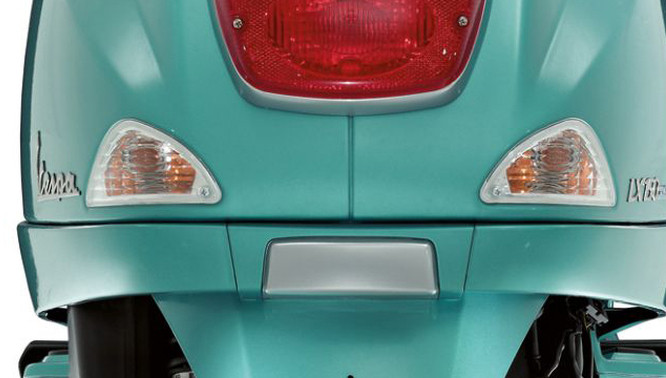 Vespa LX 150 Side Indicators Rear
