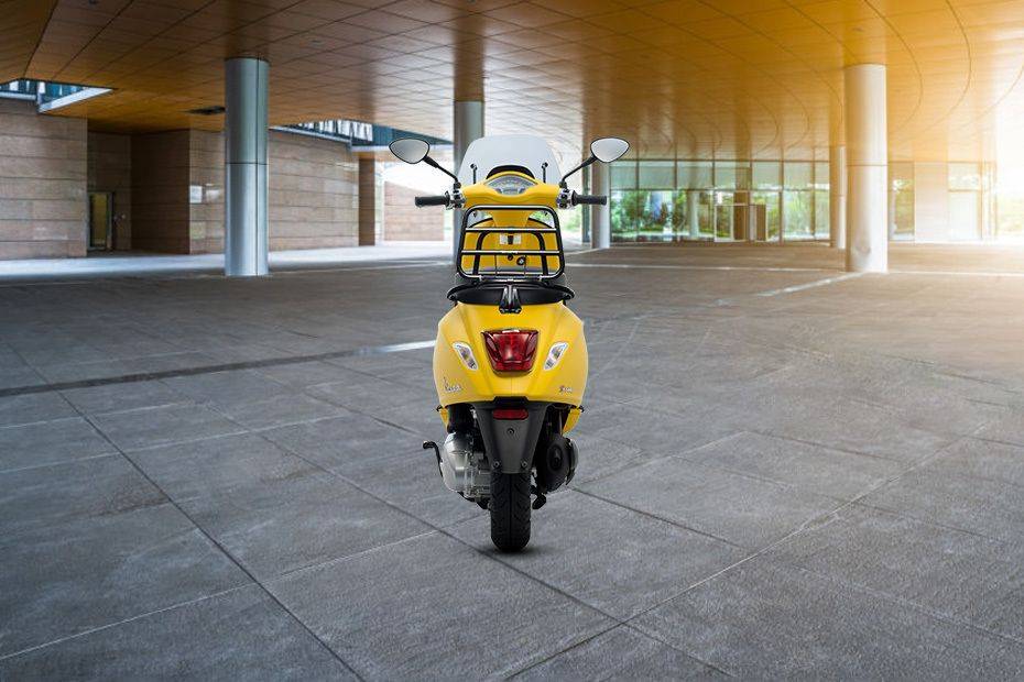 Vespa Sprint 150 Rear Viewfull Image Vespa Sprint 150 Rear Viewfull Image